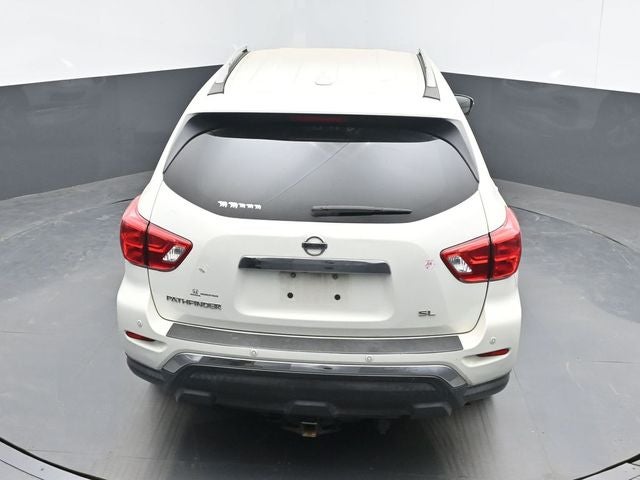 2019 Nissan Pathfinder SL