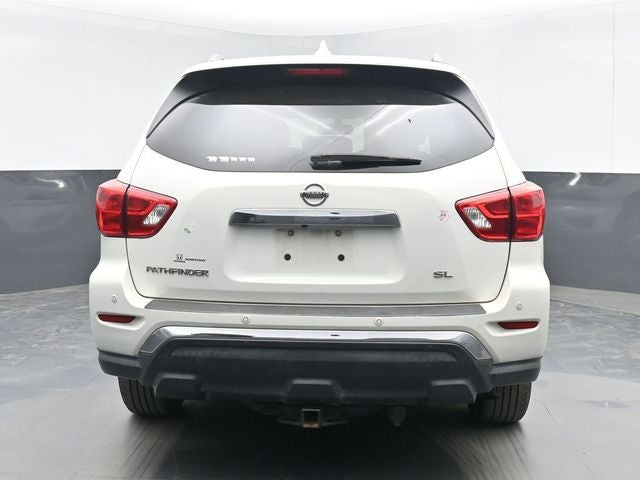 2019 Nissan Pathfinder SL
