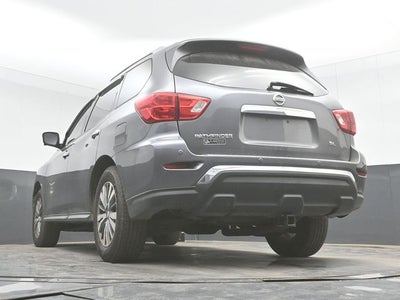 2019 Nissan Pathfinder SL