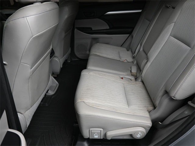 2015 Toyota Highlander LE Plus V6