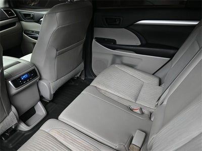 2015 Toyota Highlander LE Plus V6