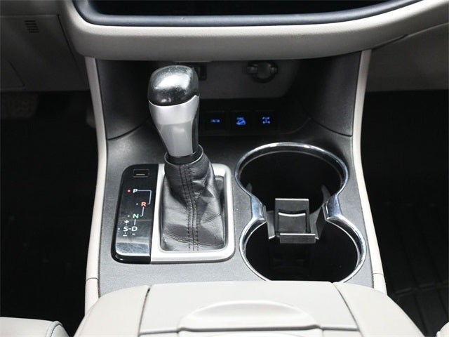 2015 Toyota Highlander LE Plus V6