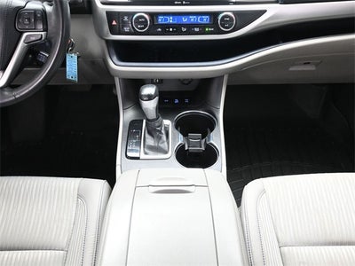 2015 Toyota Highlander LE Plus V6