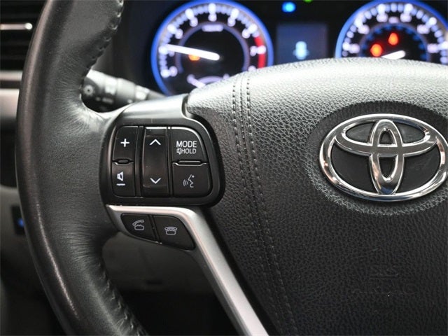 2015 Toyota Highlander LE Plus V6