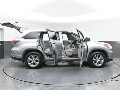 2015 Toyota Highlander LE Plus V6