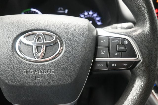 2021 Toyota Sienna LE 8 Passenger