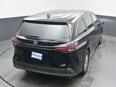 2021 Toyota Sienna LE 8 Passenger