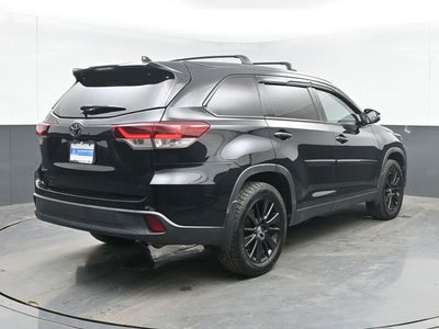 2019 Toyota Highlander SE