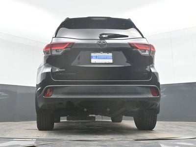 2019 Toyota Highlander SE