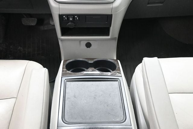 2020 Toyota Sienna XLE 8 Passenger
