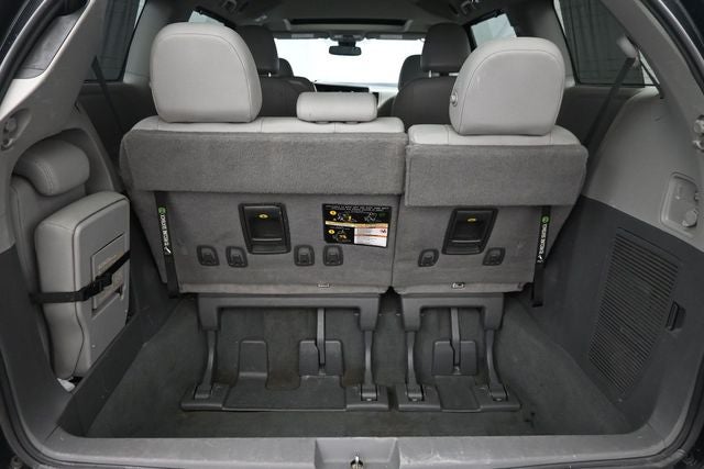 2020 Toyota Sienna XLE 8 Passenger