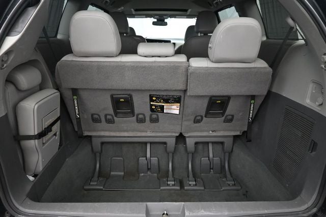 2020 Toyota Sienna XLE 8 Passenger