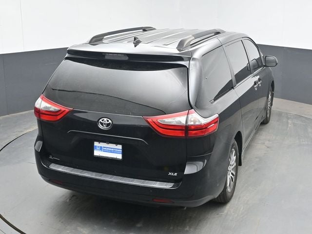 2020 Toyota Sienna XLE 8 Passenger