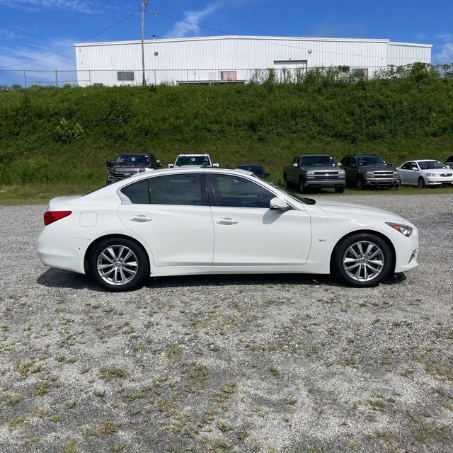 2017 INFINITI Q50 3.0t Premium