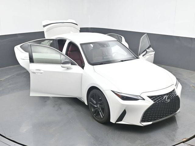 2021 Lexus IS 300 300