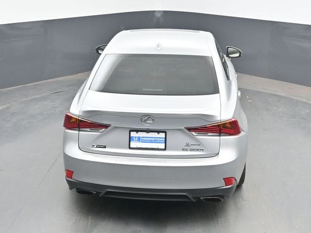 2017 Lexus IS Turbo 200t