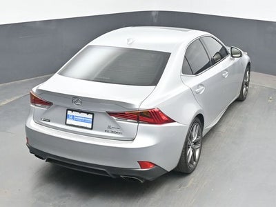 2017 Lexus IS Turbo 200t