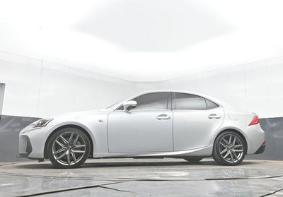 2017 Lexus IS Turbo 200t