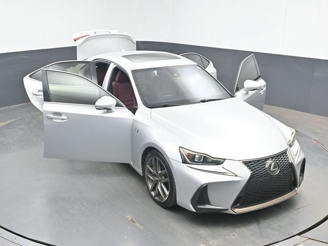 2017 Lexus IS Turbo 200t