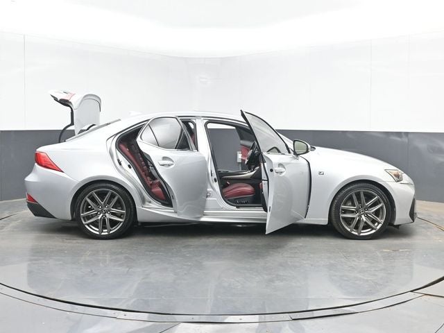 2017 Lexus IS Turbo 200t