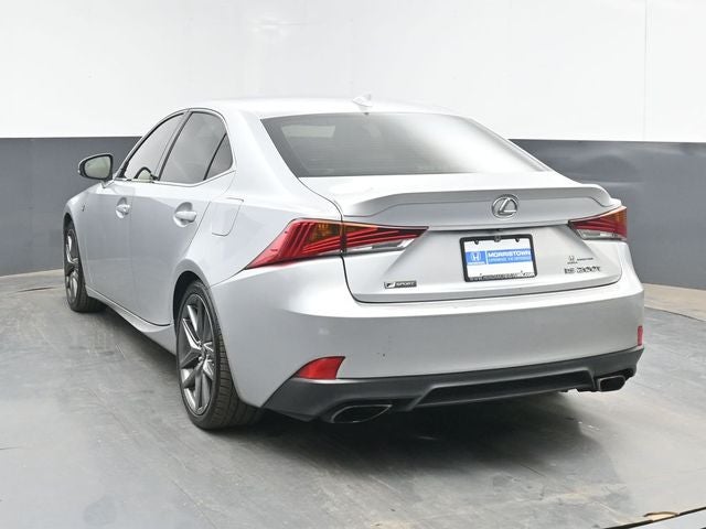 2017 Lexus IS Turbo 200t