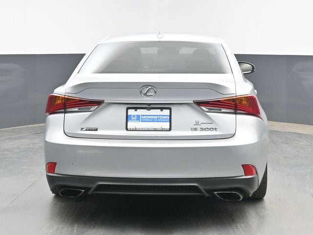 2017 Lexus IS Turbo 200t