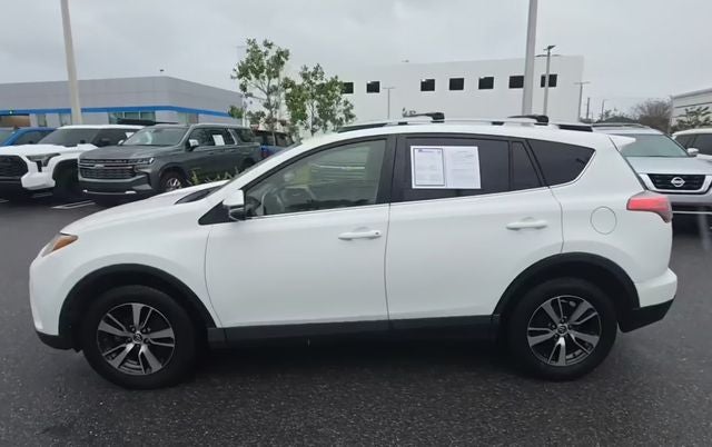 2017 Toyota RAV4 XLE