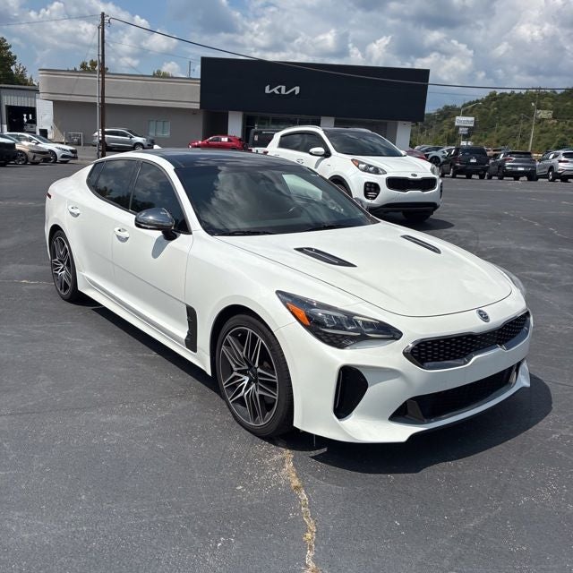 2022 Kia Stinger GT1