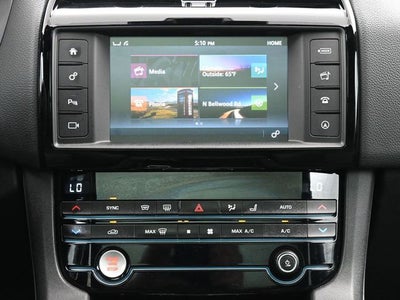 2018 Jaguar F-PACE 25t Premium