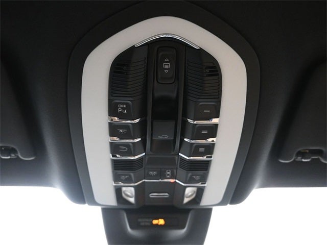 2019 Porsche Macan Base