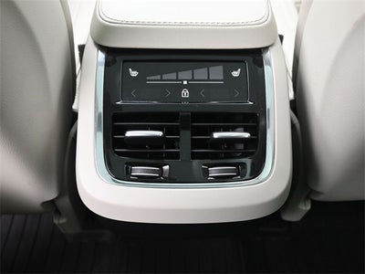 2022 Volvo XC90 T6 Inscription