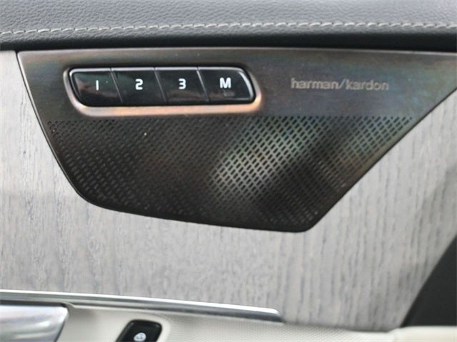 2022 Volvo XC90 T6 Inscription