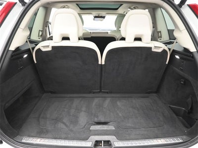 2022 Volvo XC90 T6 Inscription