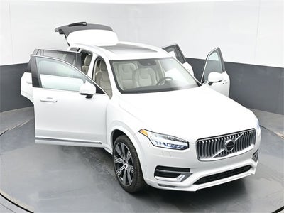 2022 Volvo XC90 T6 Inscription