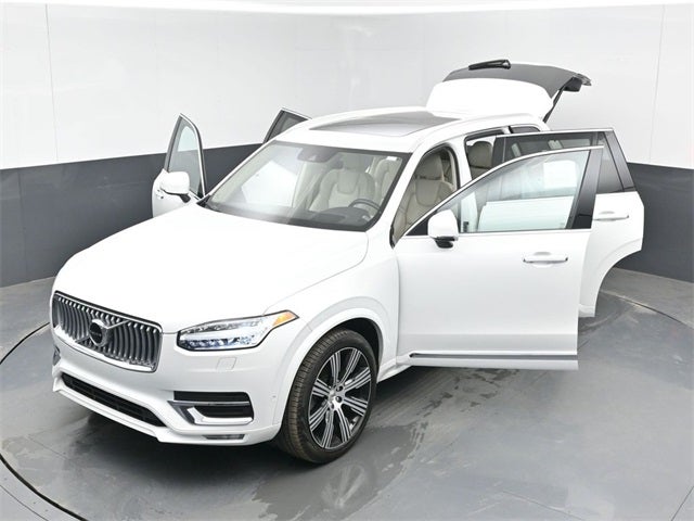 2022 Volvo XC90 T6 Inscription