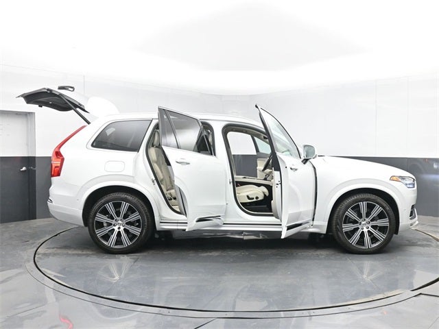 2022 Volvo XC90 T6 Inscription