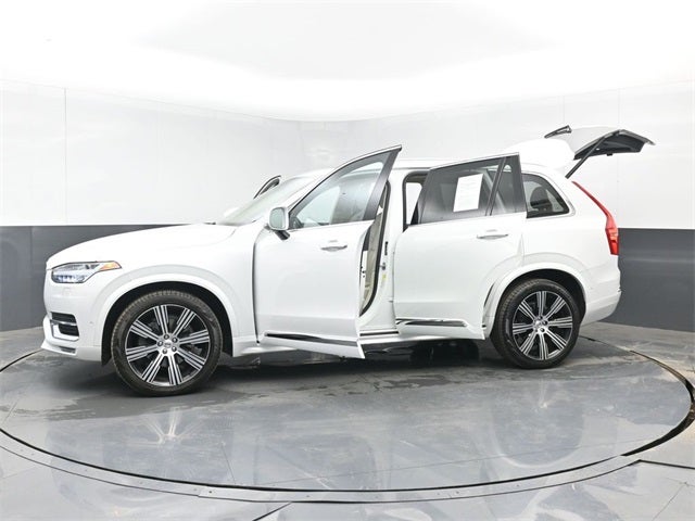 2022 Volvo XC90 T6 Inscription