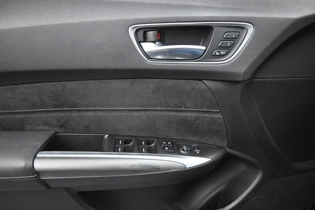 2019 Acura TLX w/A-Spec Pkg