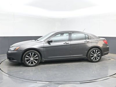 2014 Chrysler 200 Touring