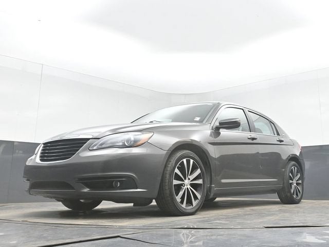 2014 Chrysler 200 Touring