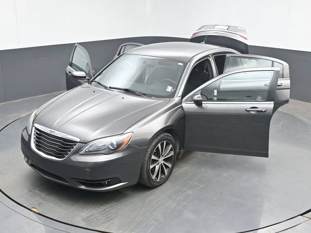 2014 Chrysler 200 Touring