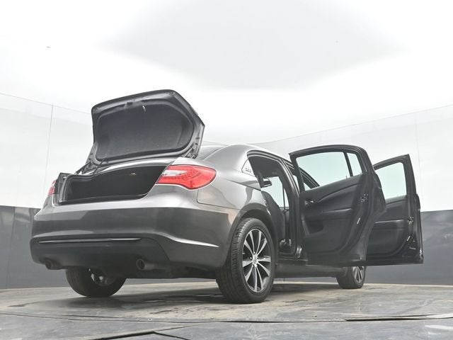 2014 Chrysler 200 Touring