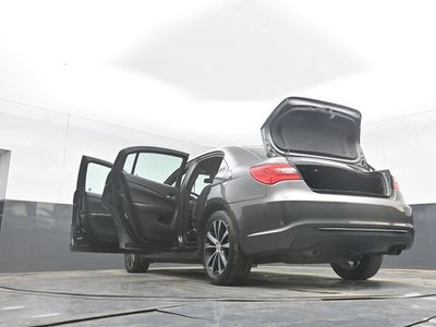 2014 Chrysler 200 Touring