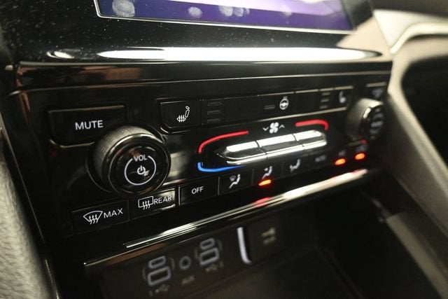 2025 Jeep Grand Cherokee L Altitude X 4x4