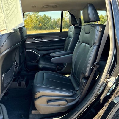 2022 Jeep Grand Cherokee L Limited 4x4