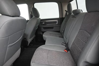 2017 RAM 1500 Big Horn Crew Cab 4x4 5'7" Box