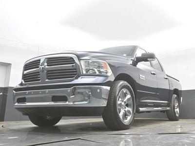 2017 RAM 1500 Big Horn Crew Cab 4x4 5'7" Box