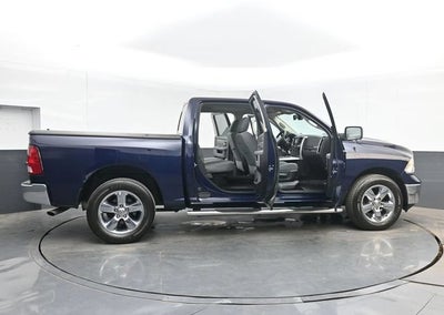 2017 RAM 1500 Big Horn Crew Cab 4x4 5'7" Box