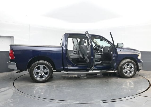 2017 RAM 1500 Big Horn Crew Cab 4x4 5'7" Box