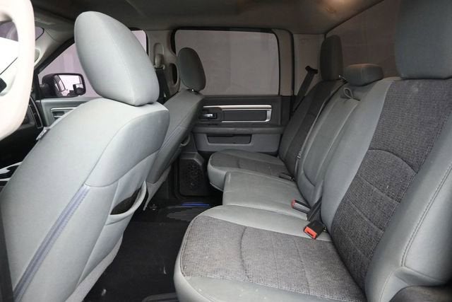 2019 RAM 1500 Classic SLT Crew Cab 4x4 5'7" Box